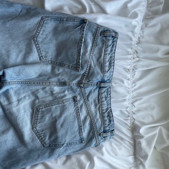 ZARA MOM FIT JEANS - Picture 5 of 5
